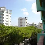 One-bedroom Near River 8