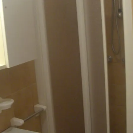 One-bedroom Near River 8 公寓 *