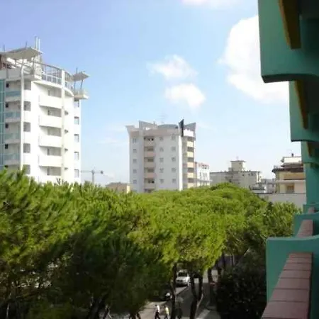 One-bedroom Near River 8